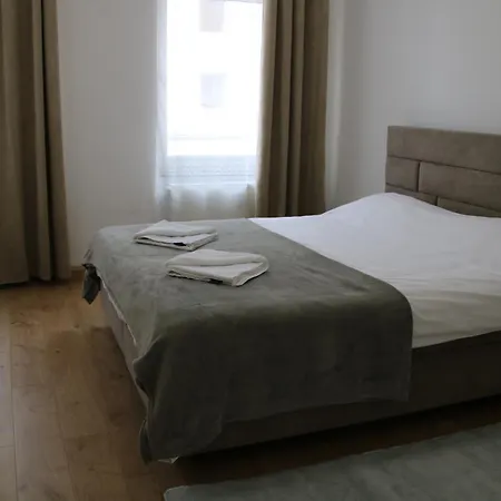 Appartamento Media-apartment *