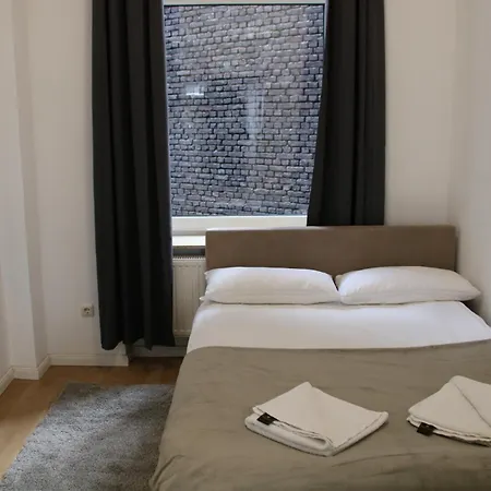 Media-apartment Lejlighed